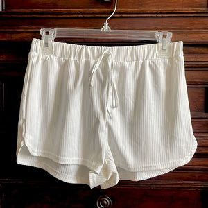 Stretchy White Shorts